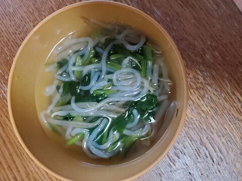 小松菜ともやしと糸こんにゃくのスープ